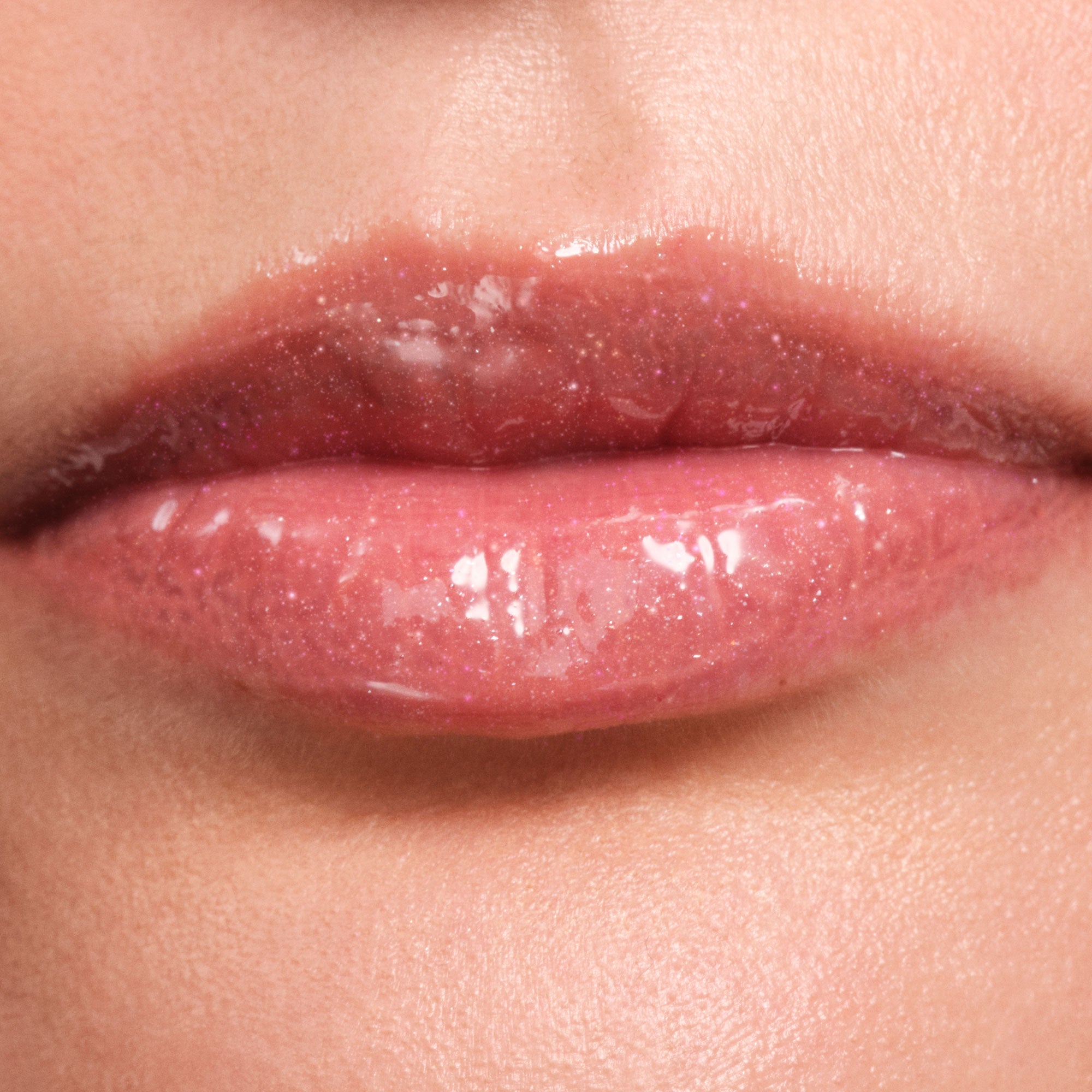 NATR-10135-Phyto-Glow-Lip-Hover-Orbit.jpg