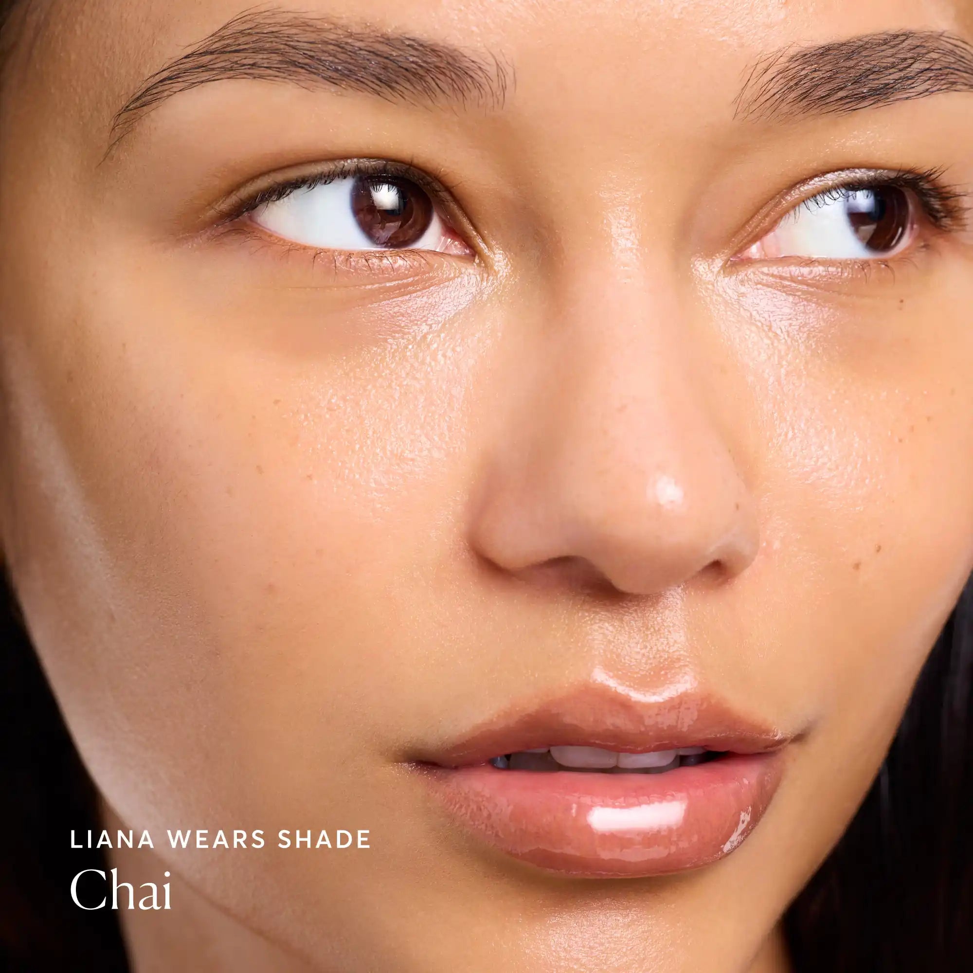 NATR-60111-Alt-Images-Phyto-Glow-Lip-Balm-Chai-04.jpg